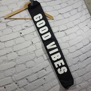 Victoria's Secret Pink 6 Can Insulated Sling Bag‎ - Good Vibes Drink Can Carrier